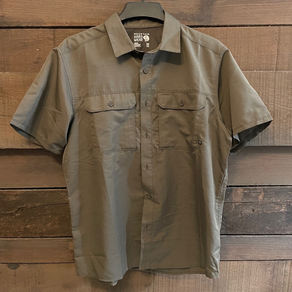 Mountain Hardware Canyon Shirt NWOT